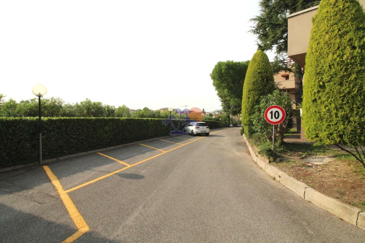 Appartamenti La Madonnina Peschiera del Garda Eksteriør billede