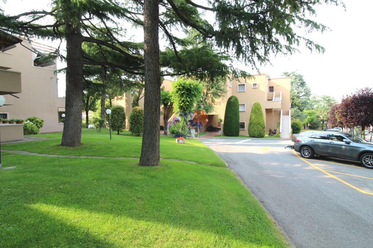 Appartamenti La Madonnina Peschiera del Garda Eksteriør billede